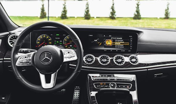 Réparation compteur mercedes : des solutions à petits prix